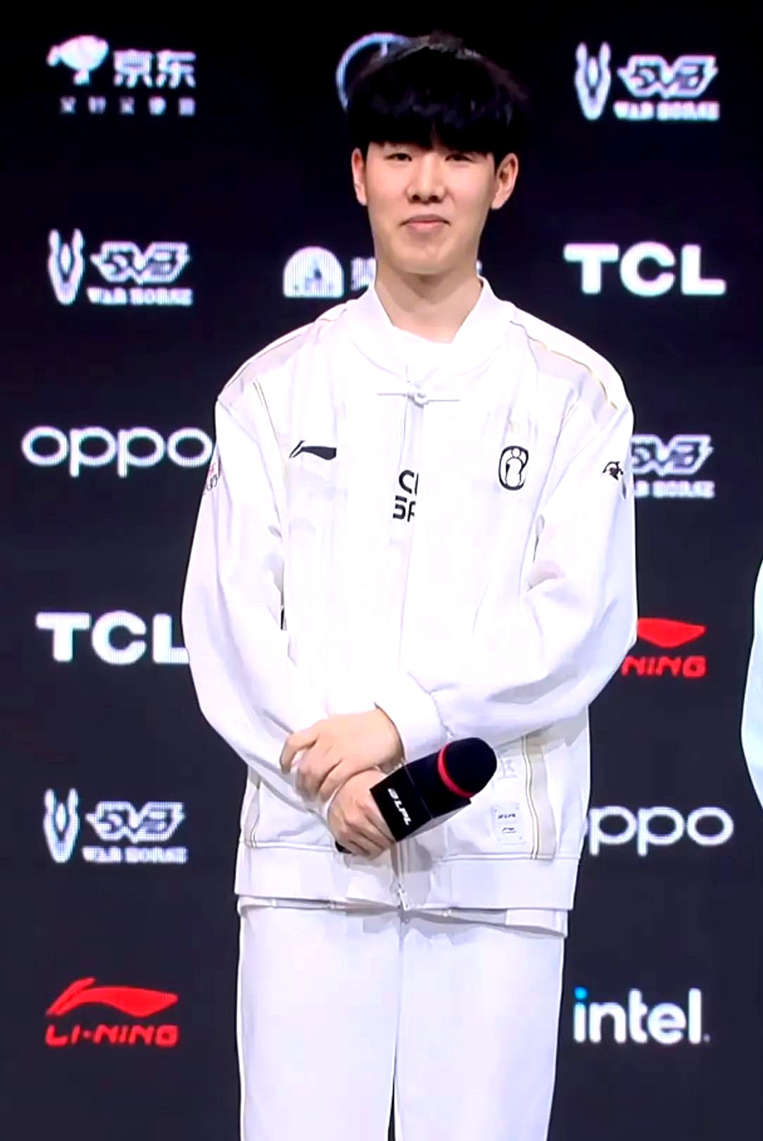 德州扑克什么时候该加注（德州扑克加注的最佳时机）